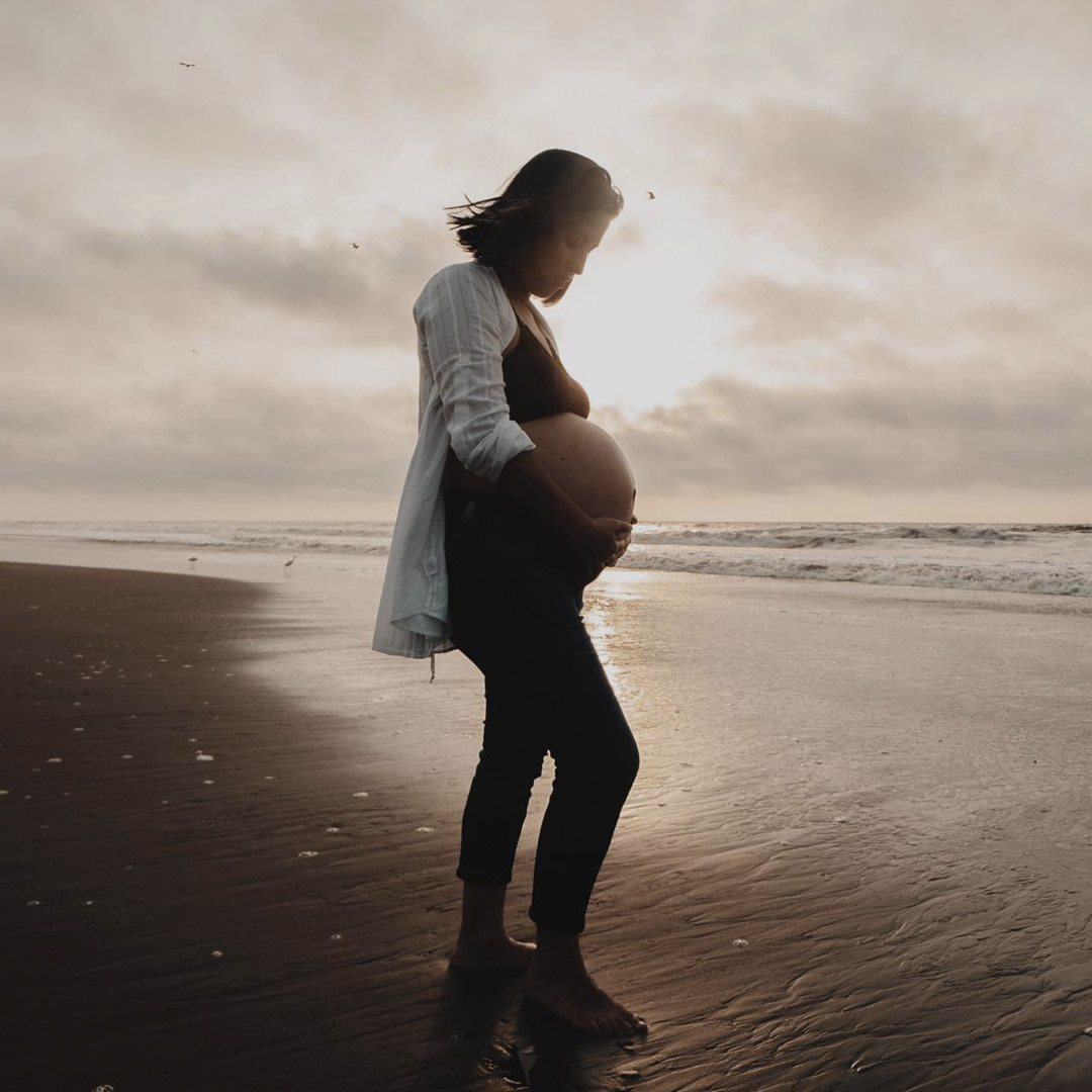 Почему беременность женщины длится 9 месяцев